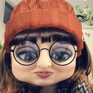 Meet your Posher, Jennette